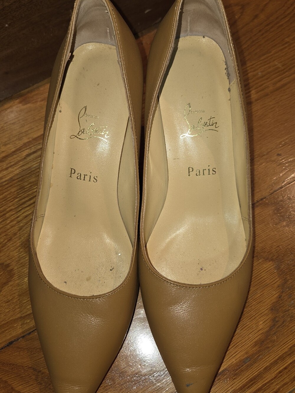 Christian Louboutin Olive-Tan Pointed Leather Pumps 65mm - Picture 3 of 6